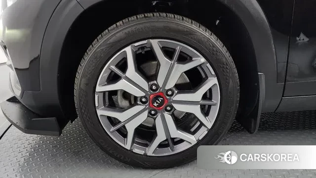 Kia Seltos id 3552036 из Кореи 15