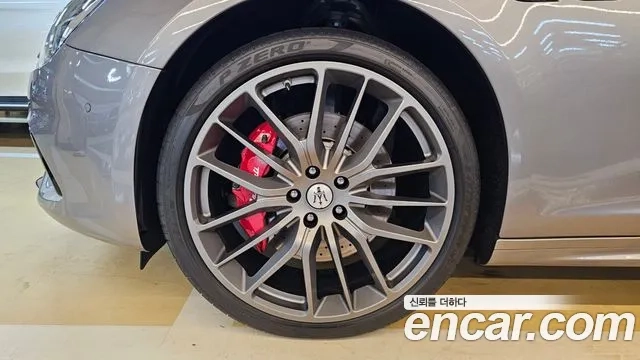 Maserati Ghibli id 2910942 из Кореи 15