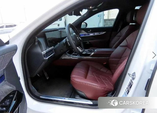 BMW 7 Series (G70) id 3897099 из Кореи 15