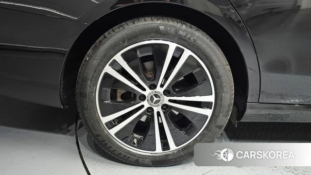 Mercedes-Benz E-Class W213 id 4402451 из Кореи 28