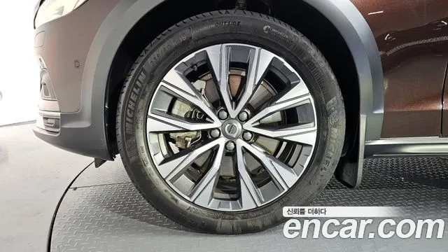 Volvo V90 Cross-Country id 2864387 из Кореи 15