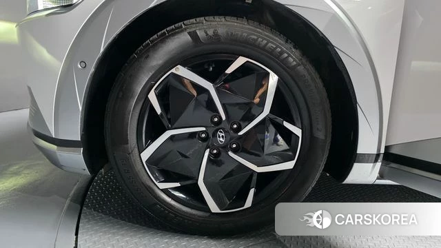Hyundai Ionic 5 id 4624949 из Кореи 32