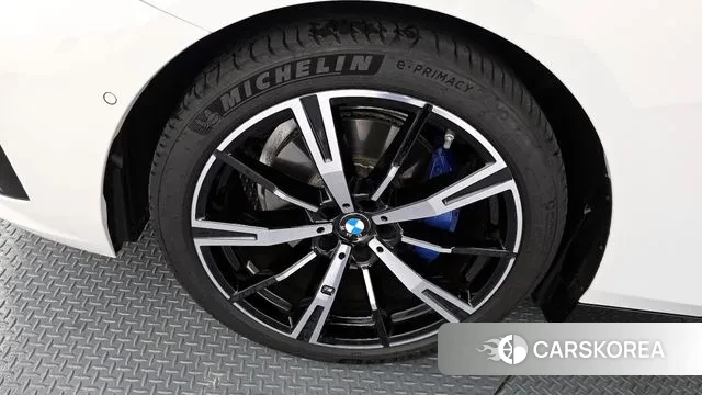 BMW 5 Series (G60) id 3036302 из Кореи 15