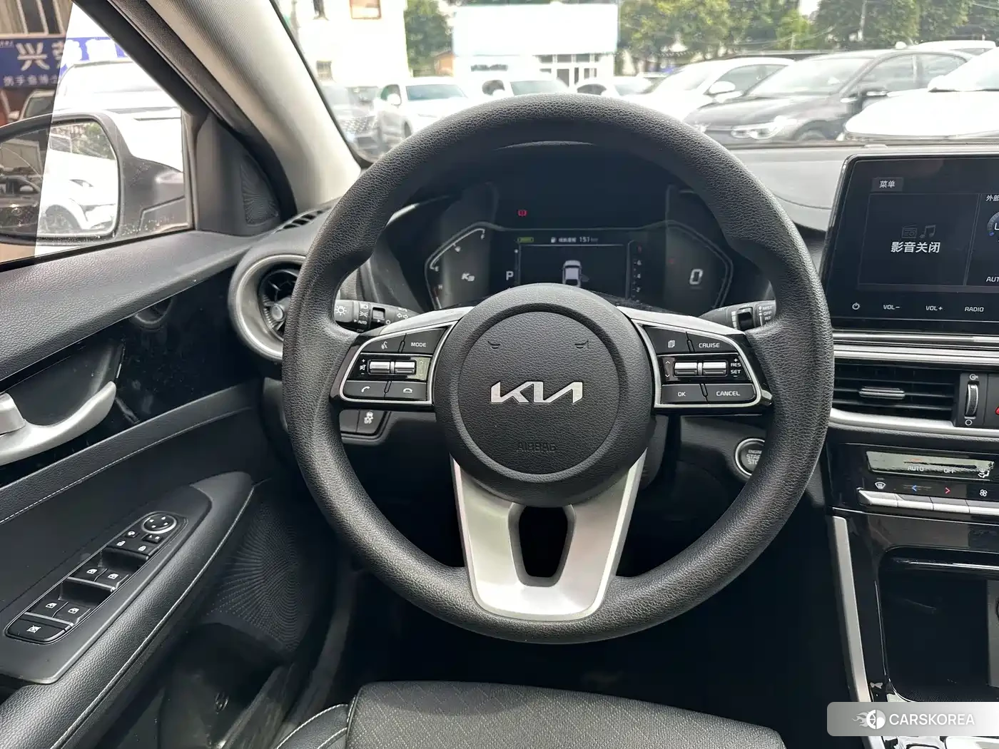 Kia K3 id 4538948 из Китая 17