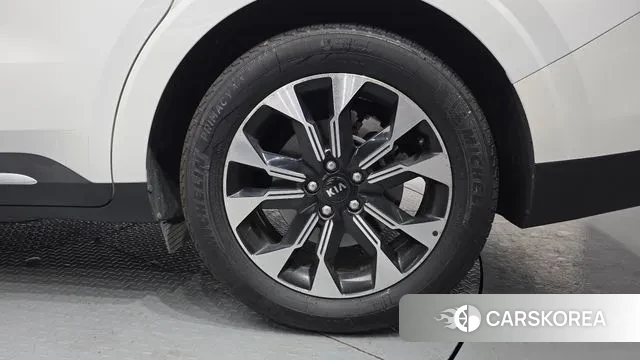 Kia Carnival 4th generation id 3691550 из Кореи 15