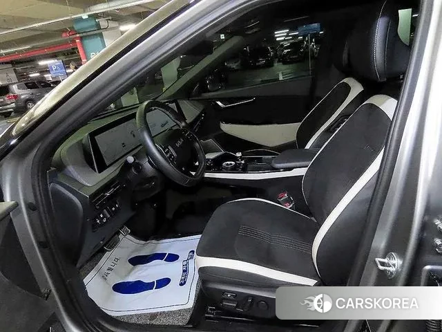 Kia EV6 id 3621136 из Кореи 14