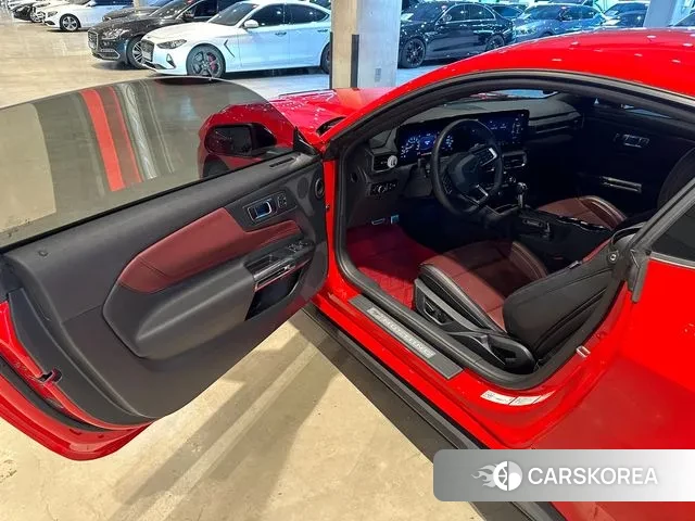 Ford Mustang 7th Generation 2024 Красный из Кореи, фото 5