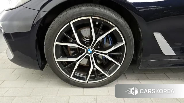 BMW 5 Series (G30) id 3044582 из Кореи 15