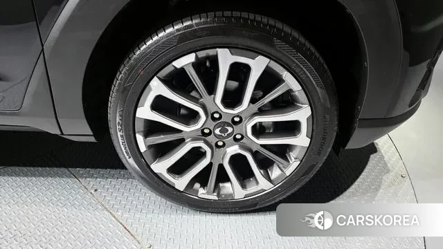 Ssangyong The New Torres id 3353683 из Кореи 15