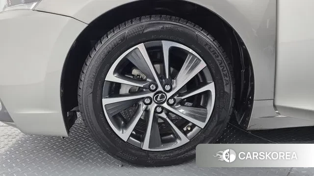 Lexus CT200h id 3672707 из Кореи 15