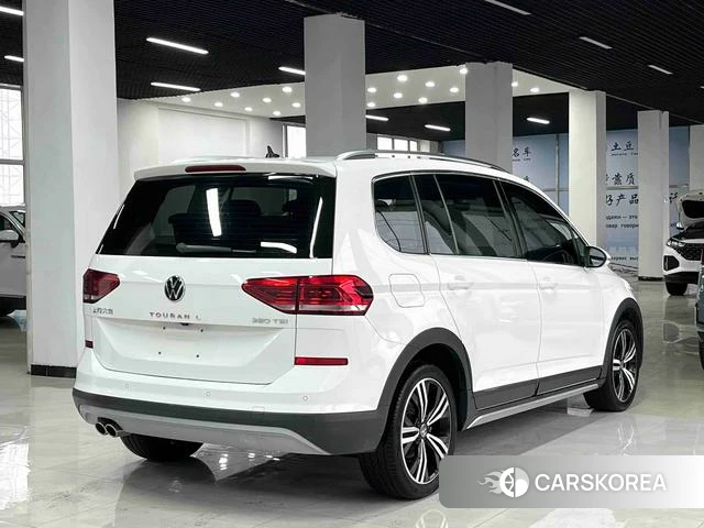 Volkswagen Touran L id 4256824 из Китая 12