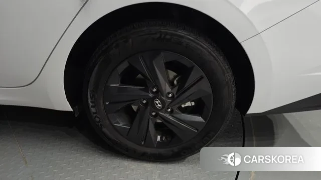 Hyundai Avante (CN7) id 3406704 из Кореи 15