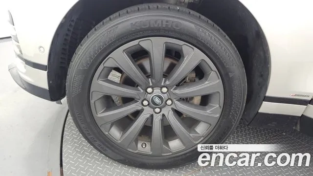 Land Rover Range Rover Velar id 2907666 из Кореи 15
