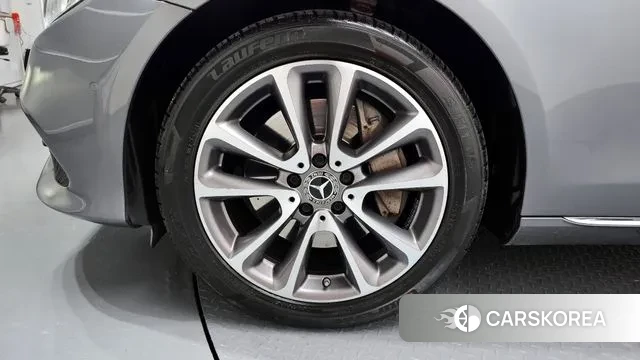 Mercedes-Benz E-Class W213 id 3504957 из Кореи 15