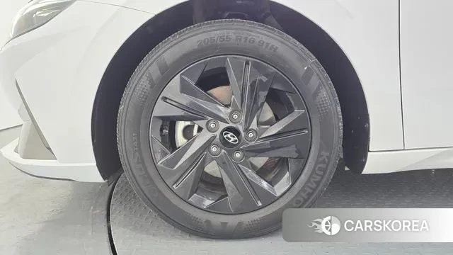 Hyundai Avante (CN7) id 3473129 из Кореи 15