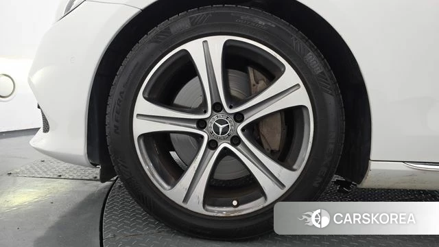 Mercedes-Benz E-Class W213 id 4770593 из Кореи 27