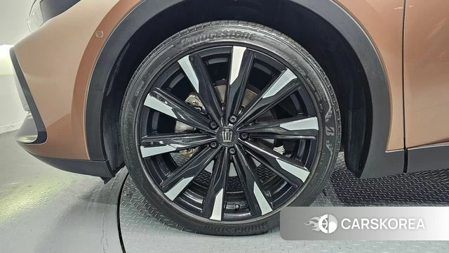 Toyota Crown Crossover id 4533978 из Кореи 15