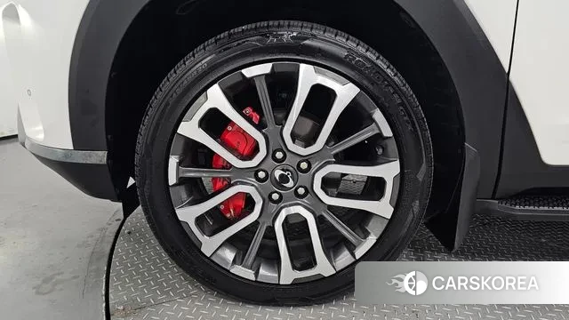 Ssangyong Torres id 3180198 из Кореи 15