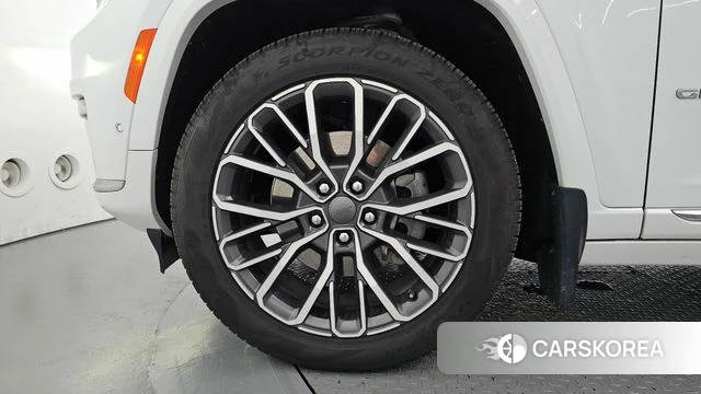 Jeep Grand Cherokee (WL) id 4692740 из Кореи 30