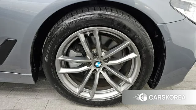 BMW 5 Series (G30) id 3454839 из Кореи 15