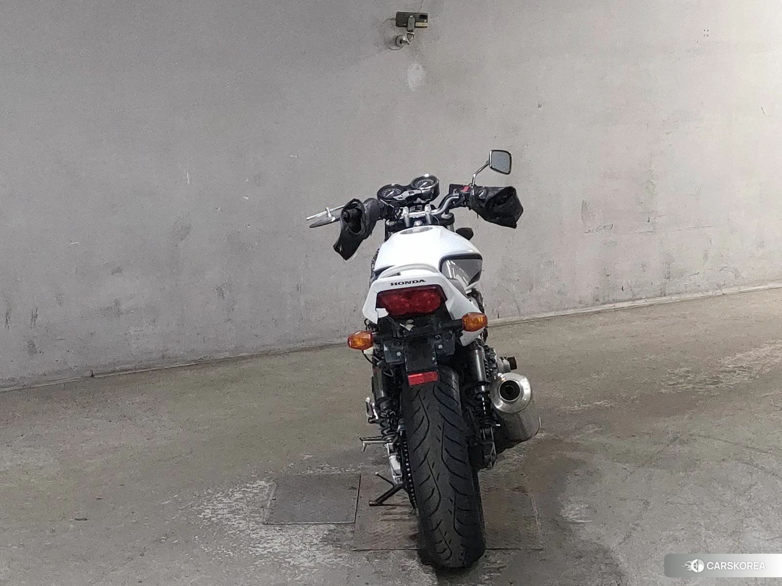 Проданный Honda CB400SF 2010 из Японии, фото 2