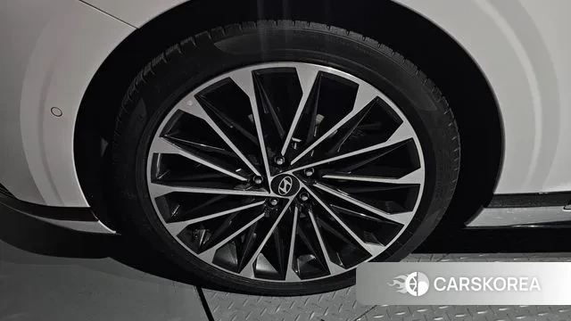 Hyundai Grandeur Hybrid (GN7) id 3457491 из Кореи 15