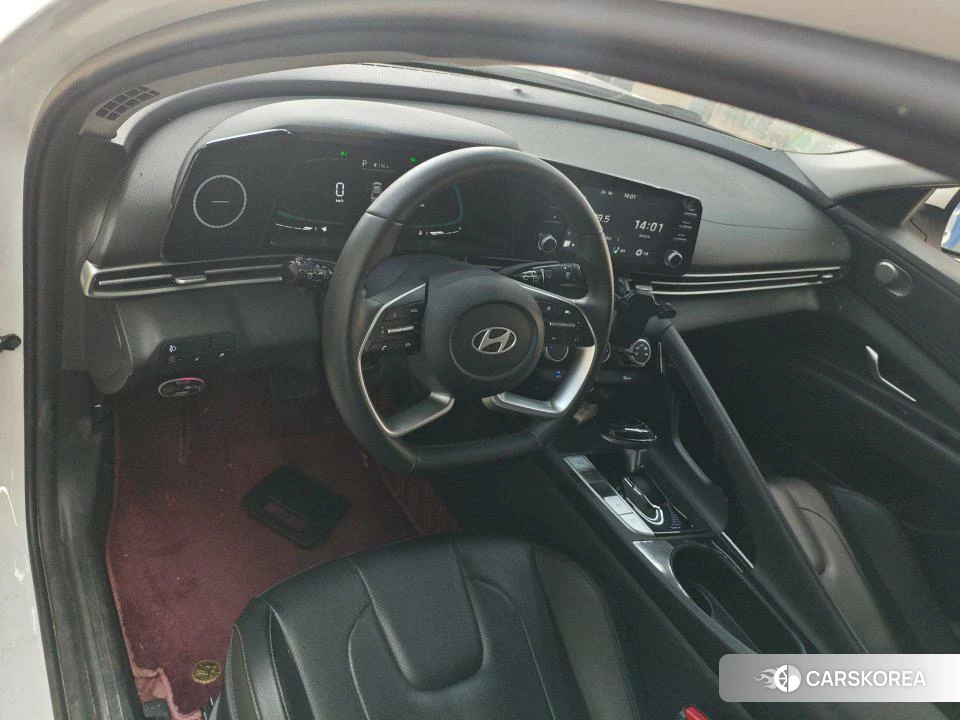 Hyundai Elantra 2023 Белый из Китая, фото 5