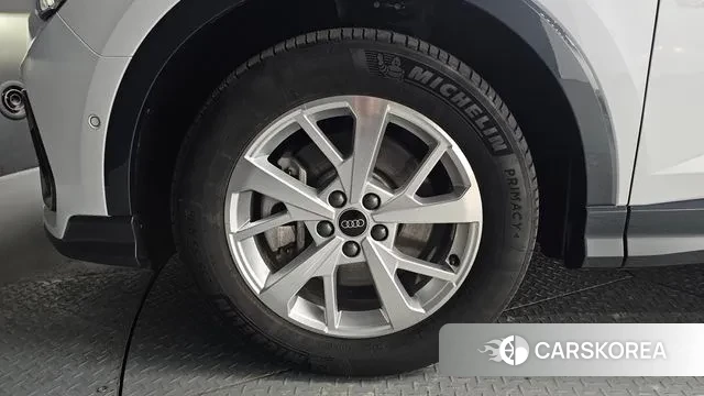 Audi Q3 (F3) id 3758074 из Кореи 15