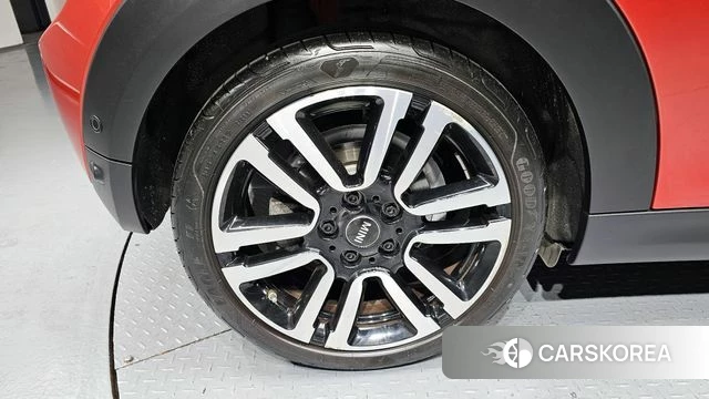 Mini Cooper id 4304437 из Кореи 25