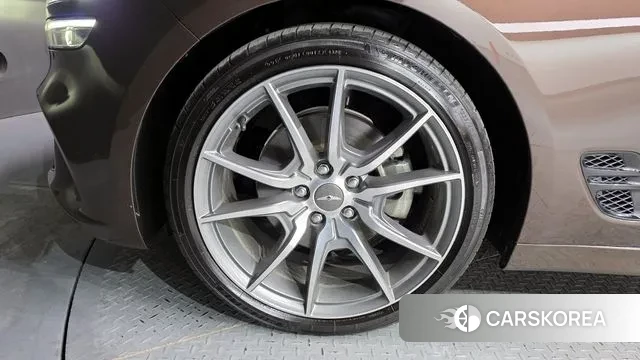 Genesis The New G70 id 3778114 из Кореи 15