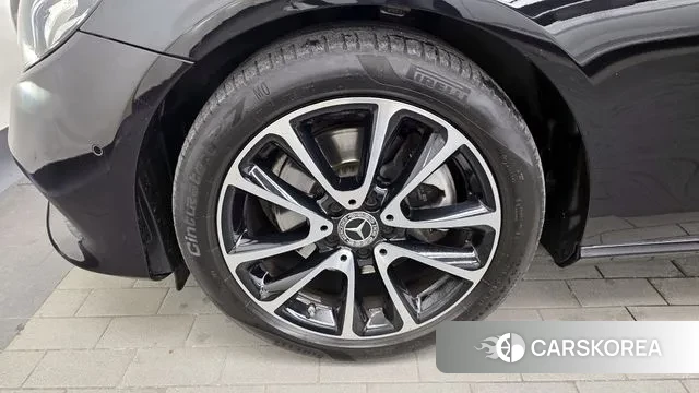 Mercedes-Benz E-Class W213 id 3417562 из Кореи 15