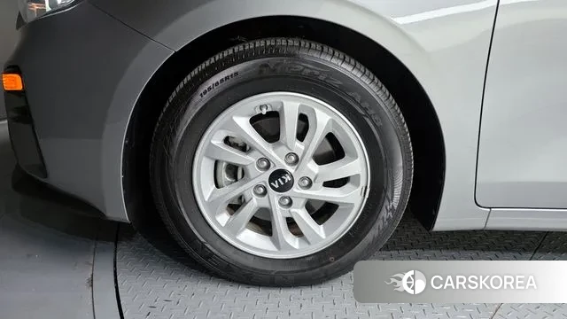 Kia Come New K3 id 3666523 из Кореи 15