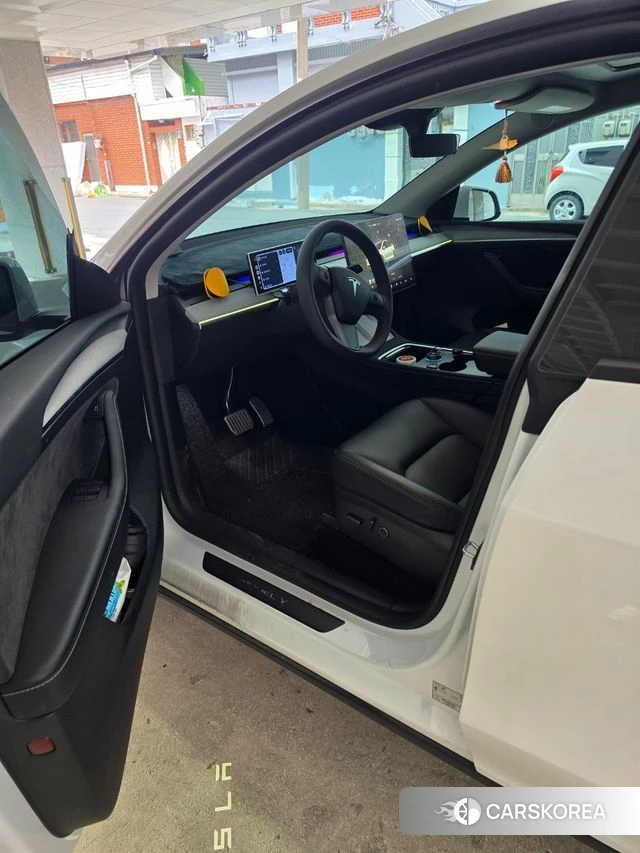 Tesla Model Y 2024 Белый из Кореи, фото 5