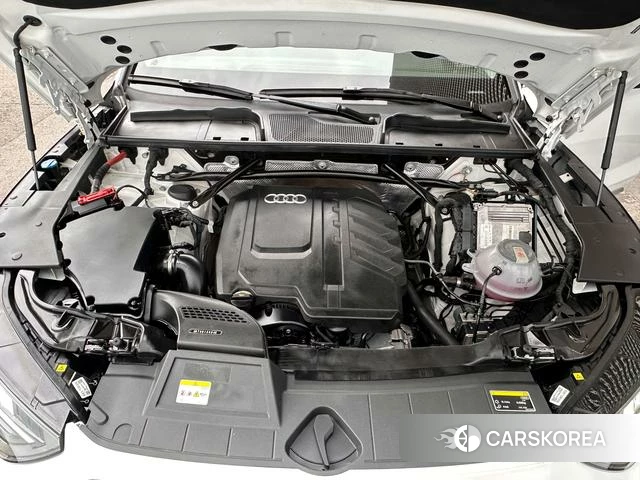 Audi Q5L id 4333657 из Китая 14