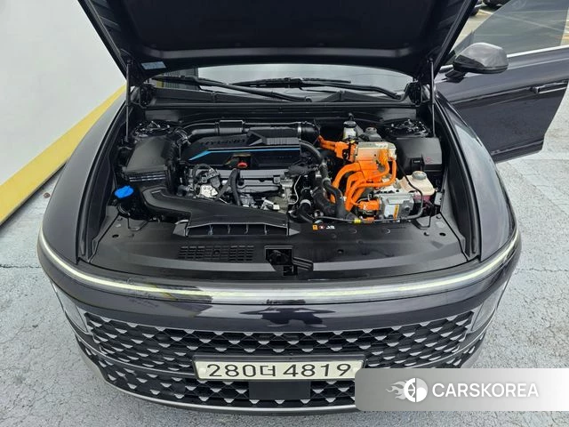 Hyundai Grandeur Hybrid (GN7) id 4414913 из Кореи 10