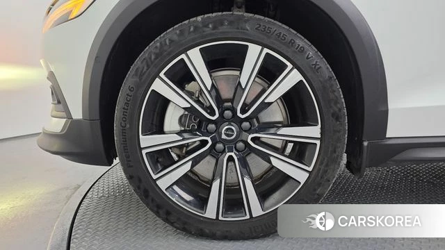 Volvo V60 Cross-Country 2nd Generation id 3786975 из Кореи 15