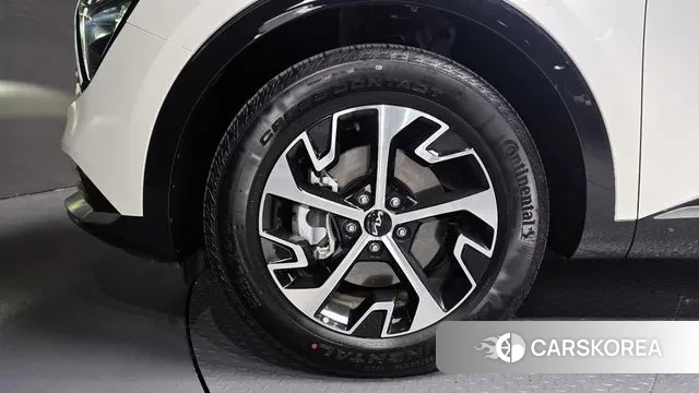 Kia Sportage 5th Generation Hybrid id 3321870 из Кореи 15