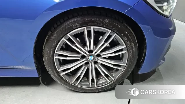 BMW 3 Series (G20) id 3747512 из Кореи 15