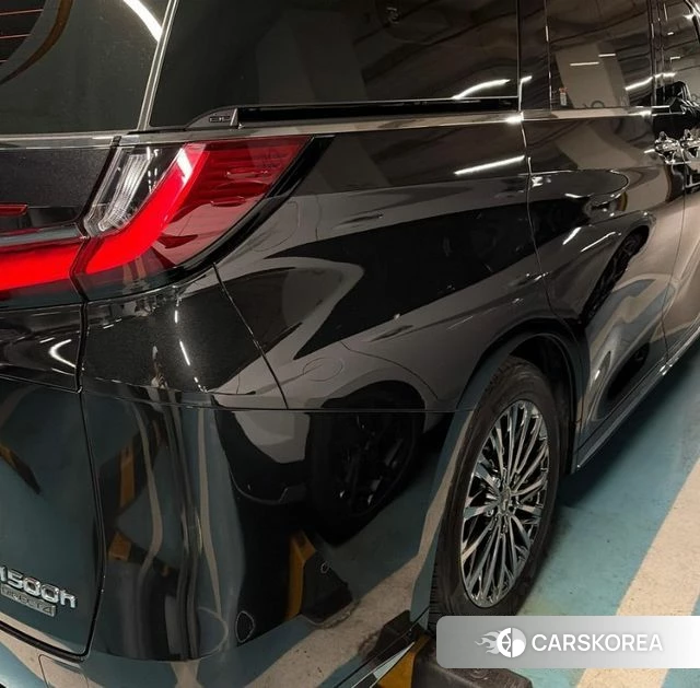 Lexus LM Second Generation 2024 Черный из Кореи, фото 5