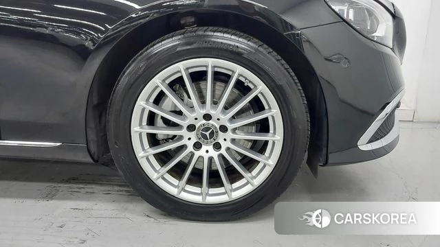 Mercedes-Benz E-Class W213 id 4769637 из Кореи 15