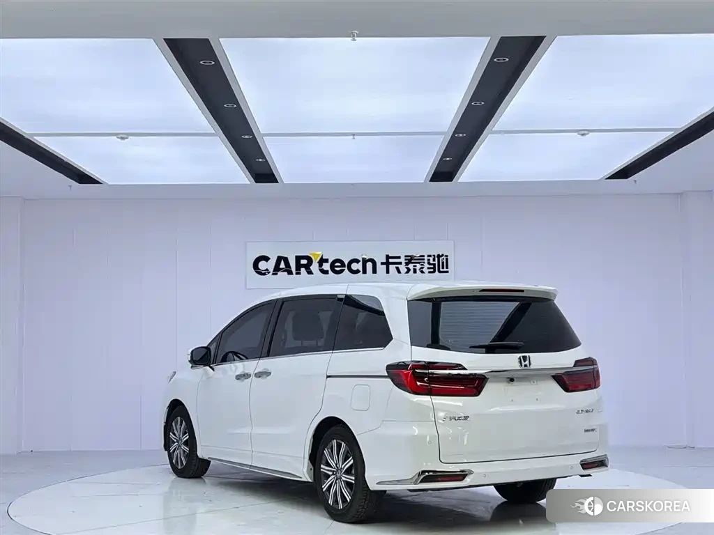 Honda Odyssey id 4599687 из Китая 20