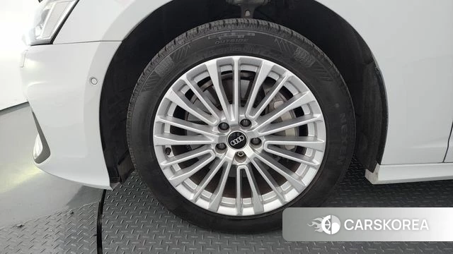 Audi A6 (C8) id 4196050 из Кореи 29