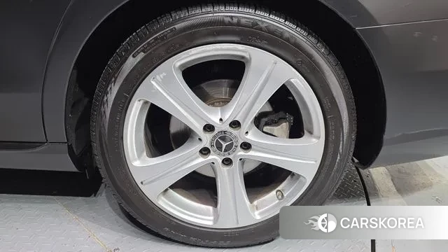 Mercedes-Benz E-Class W213 id 3469865 из Кореи 15