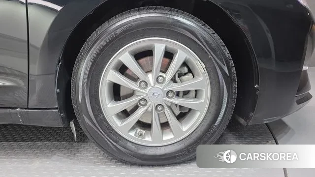 Hyundai The New Avante AD id 3622037 из Кореи 15