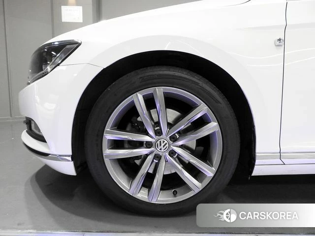 Volkswagen Passat GT (B8) id 4626332 из Кореи 11