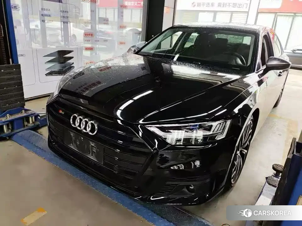 Audi S8 2021 Черный из Китая, фото 5