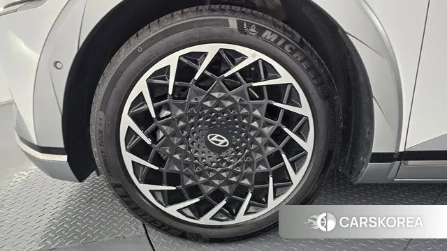 Hyundai Ionic 5 id 3384023 из Кореи 15