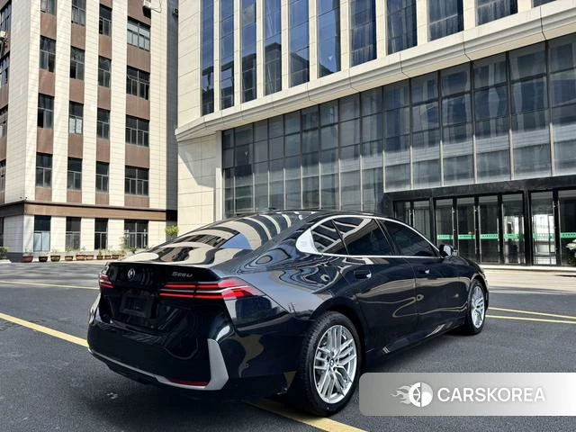 BMW 5 series id 4277866 из Китая 14