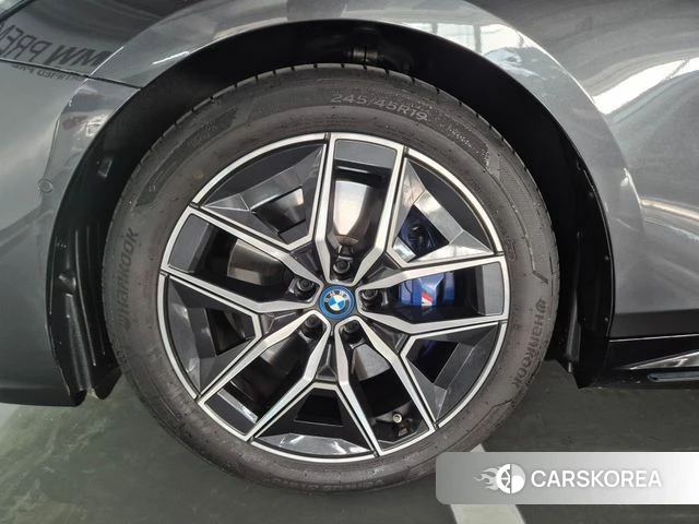 BMW i5 (G60) id 4853945 из Кореи 15