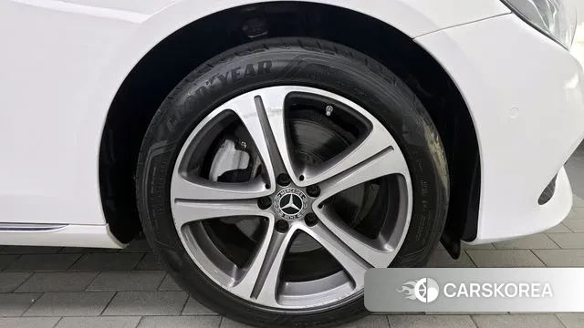 Mercedes-Benz E-Class W213 id 2990975 из Кореи 15